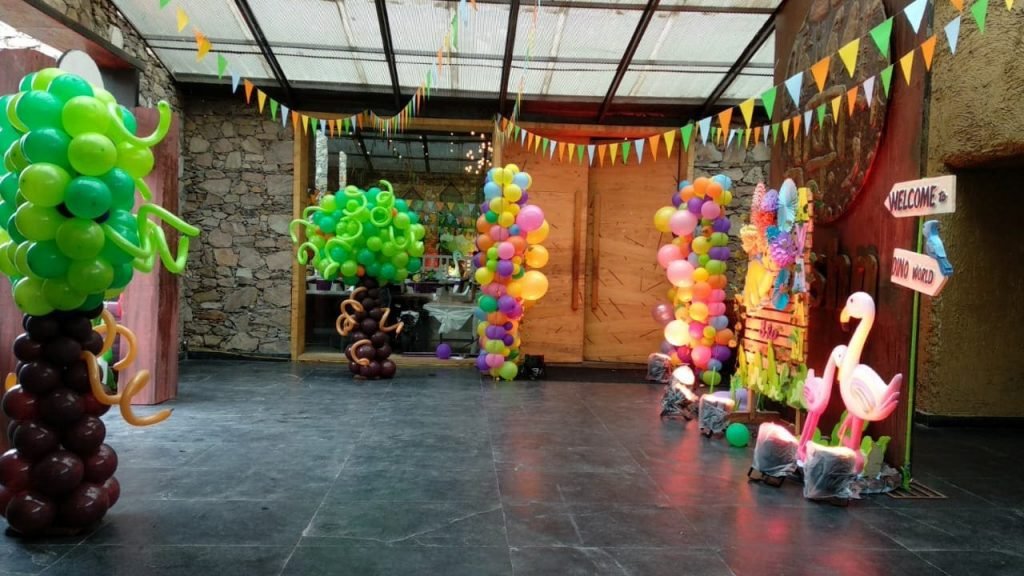 Balloon Decoration in Jaipur Balloon Room Decorations